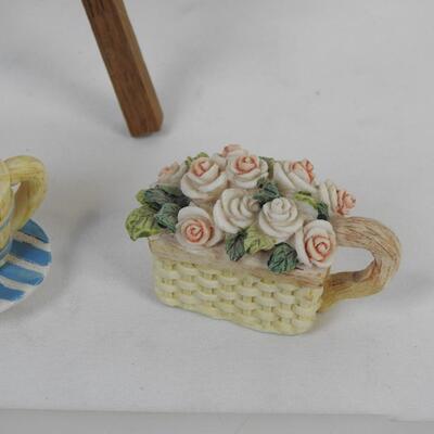 Popular Imports 1996 The Flower Shop Miniature Tea Set