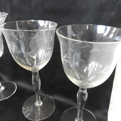 21 Clear Glasses, Grape/Leaf Design, Goblets, Short Glasses