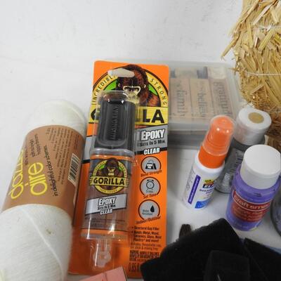 Craft lot: 15+ pcs, rubber stamps, straw wreath, paint, brushes, gorilla glue