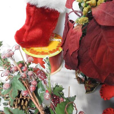 Christmas decor:12+ pcs:  poinsettia centerpiece, floral, suncatchers, magnets