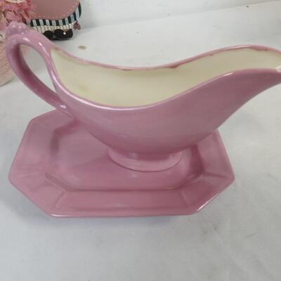 Decor country style 7 pcs: mauve/pink color, rabbits, ducks, cow, pitcher/tray