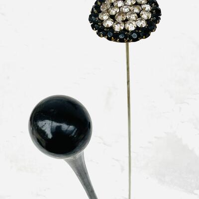 GROUP OF 4 UNIQUE ANTIQUE LONG HAT PINS