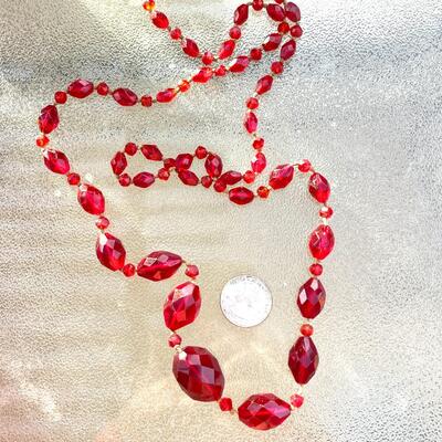 ANTIQUE FACETED RED GLASS GRADUATED BEADS HAND KNOTTED NECKLACE OPERA LENGTH