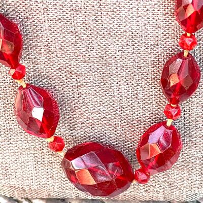 ANTIQUE FACETED RED GLASS GRADUATED BEADS HAND KNOTTED NECKLACE OPERA LENGTH