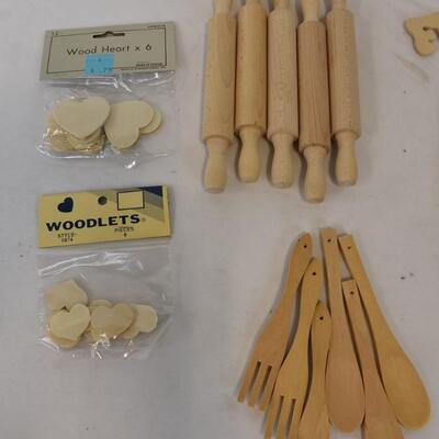 40 pc Small Wood Pieces for Crafting & Decor: Hearts, Rolling Pins, Fence - New