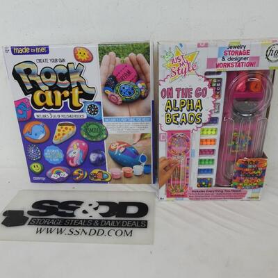 2 Activities for children 6+: Rock Art and Alpha Beads to make jewelry. - New