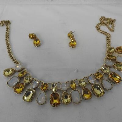 Avon Yellow Hues Statement Necklace and Earring Set - New