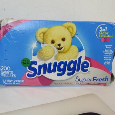 Downy Dryer Sheets Fabric Softener Qty 240 & Snuggle Qty 200. Damaged Box - New