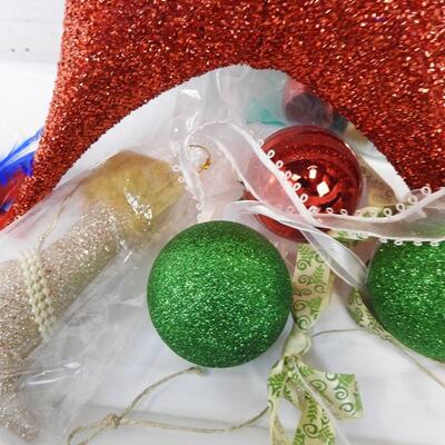Christmas Decor, Glass Ornaments, Bird Ornaments, Red Star - New