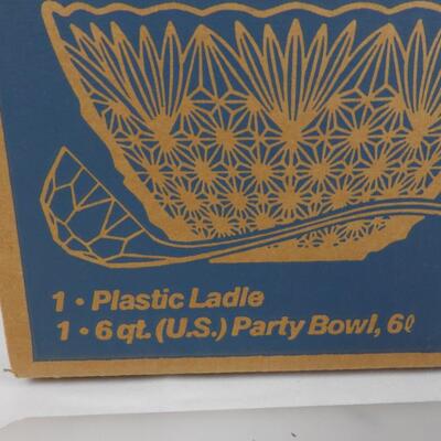 Arlington Party Bowl With Ladle, Unopened Box - New