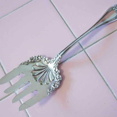 MS Silverplate Serving Fork Meat Fish Oregon United Silver No Monogram