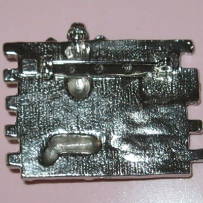 MS Vintage Novelty Jewelry Pin Broach Sunny Pines Nudist Camp Silver Peeping Tom