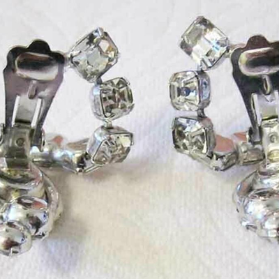 MS Vintage Signed Eisenberg Pair Earrings Clear Crystals Rhinestones Clip