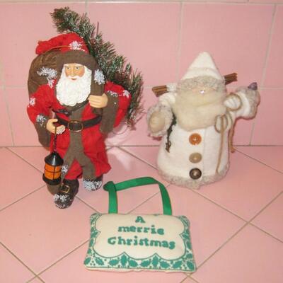 MS  Group Christmas Decorations Santa St. Nicholas Have Merrie Fabric Mache