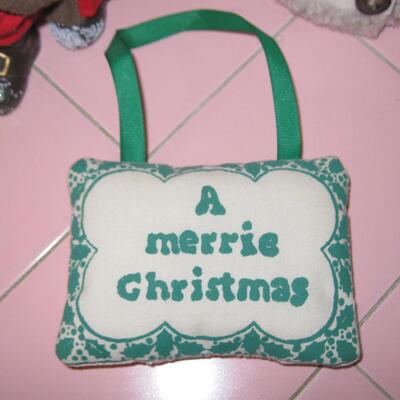MS  Group Christmas Decorations Santa St. Nicholas Have Merrie Fabric Mache