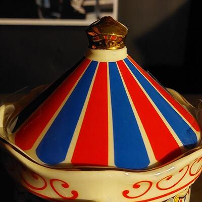Sadler Carousel Teapot