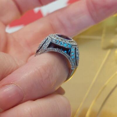 Elegant Cocktail Ring