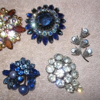 MS 7 Vintage Rhinestone Broaches and Pins