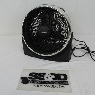 Honeywell Desk fan, Works