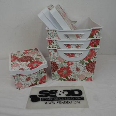 4 Plastic Containers with Lids, Pink & Green Floral, Needs Cleaning
