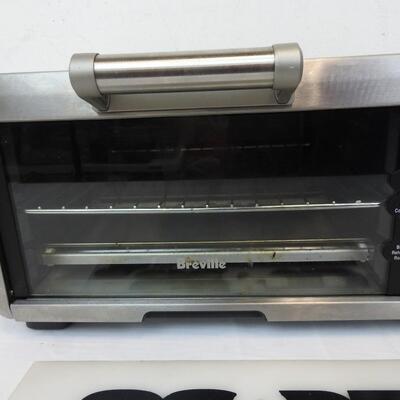 Breville Toaster Oven, Brushed Silver Finish. Broil/Bake/Toast - Works