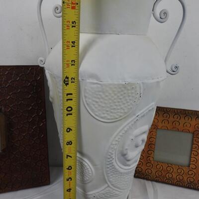 6 pc Metal Decor: 5 Frames & 1 Planter/Vase