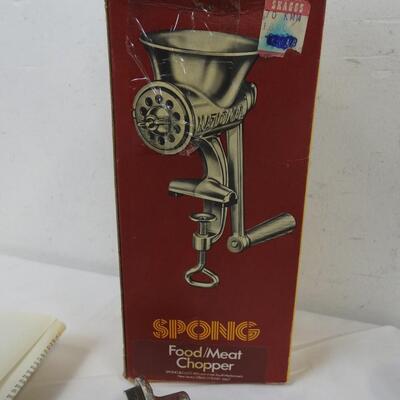 SPONG Metal Food Meat Chopper with Box, Vintage