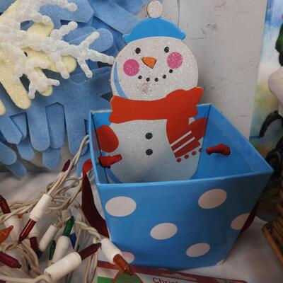 Christmas Lot: Snowman Tray, Snowflakes, Wrapping Paper, basket, Candy Dish