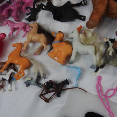 Lot of Toy Horses, Saddles, Disney, Secretariat, Pink Bag