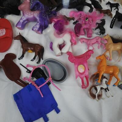 Lot of Toy Horses, Saddles, Disney, Secretariat, Pink Bag
