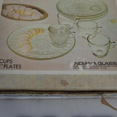 Sunburst 8 pc Snack Set, Indiana Glass, Crystal, Vintage?