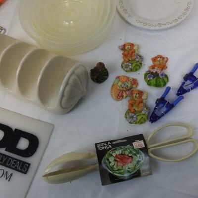 12 pc Kitchen, Crock Pot, Mushroom Hot pads, Salt and Pepper Shakers