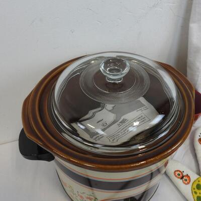 12 pc Kitchen, Crock Pot, Mushroom Hot pads, Salt and Pepper Shakers