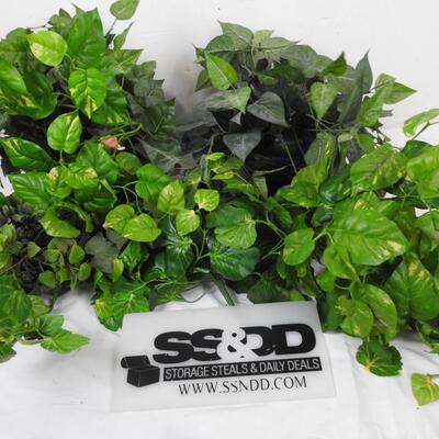 Lot of Assorted Leaves, Planters, Baskets