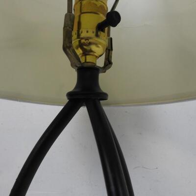 Metal Wire Lamp, Works