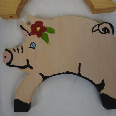 9 pc Wood Decor, Farm Animals, Some Unpainted