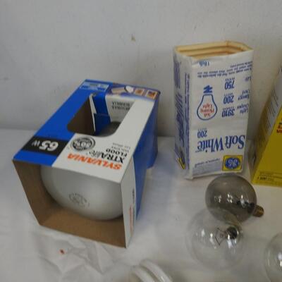 Lot of Light Bulbs, Assorted Sizes, Soft White lightbulbs, Assorted wattage