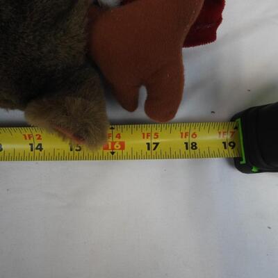 7 Stuffed Animal Xmas Stockings: 3 styles,  5 Bear and 2 Moose.