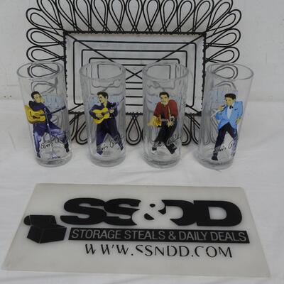 4 Collectable Elvis Presley glasses and Decorative Wire Basket