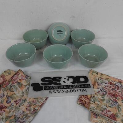 6 pc Room Essentials Stoneware Bowls 6" round, 3" deep.  Great for soups, etc