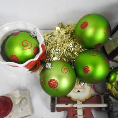 Christmas Lot: Gol Ornaments, Ceramic Figures, Gloves, Bells