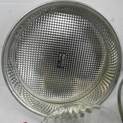 16 pc Kitchen: Cake Stand, Placemats, Springform Pan, Small Plates