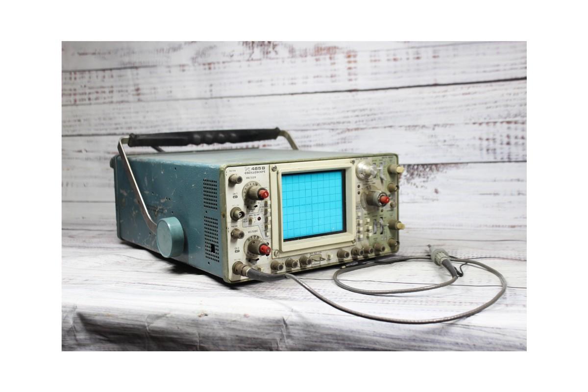 Vintage Tektronix 465B Analog Oscilloscope | EstateSales.org