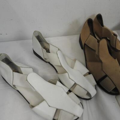 4 Pairs of Women's Shoes, Aerosole, Capezio, Size 6(1/2) - 7