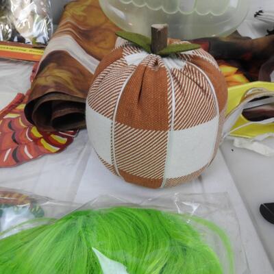 Halloween Lot: Wigs, Skeleton Decor, Masks, Halloween Signs