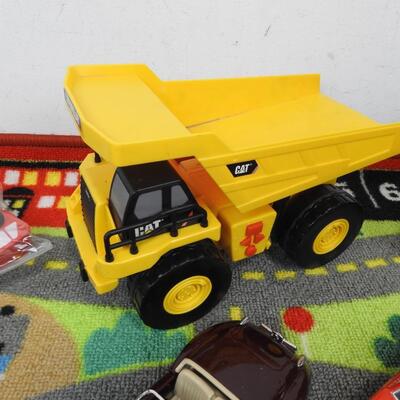 Toy Cars: Mellissa & Doug Play Rug, Wooden Cars, Dump Truck