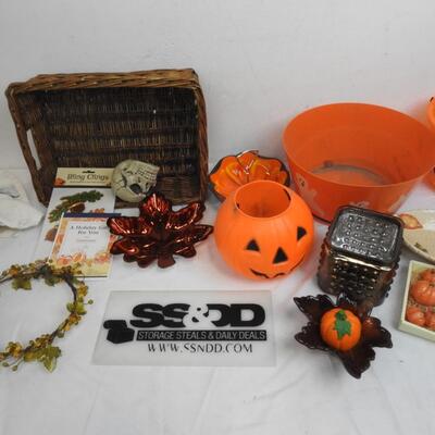 16 pc Fall/Halloween Lot: Ghost Bowl, Pumpkin, Bling Clings, Basket