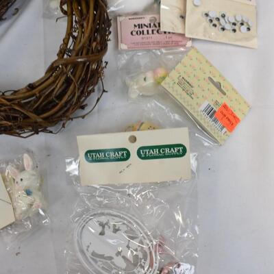 Easter Decor: 6 Grapevine Small Wreaths, Small Figurines: Bunnies, Crafts - New