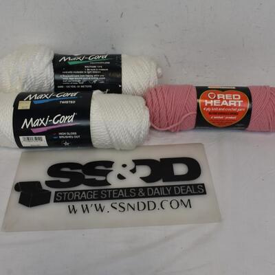 Red Heart 4 ply yarn skein Pale Rose, 2 White Maxicord 100 Yards - New