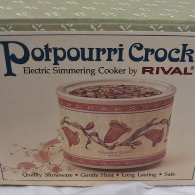 Potpourri Crock by Rival Quality Stoneware, with Fragrance Packet - New